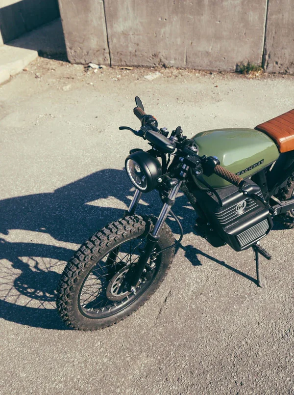 Beachman Scrambler 64 | Electric Cafe Racer On & offroad E-Bike & Moped - Image 3