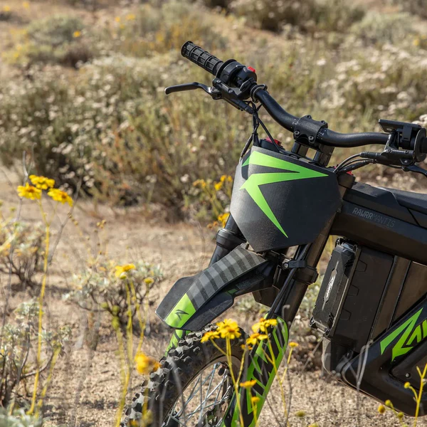 RAWRR MANTIS MINI R & R17 | 72V 20AH 4.5KW | Kids Electric Dirt Bike - Image 6