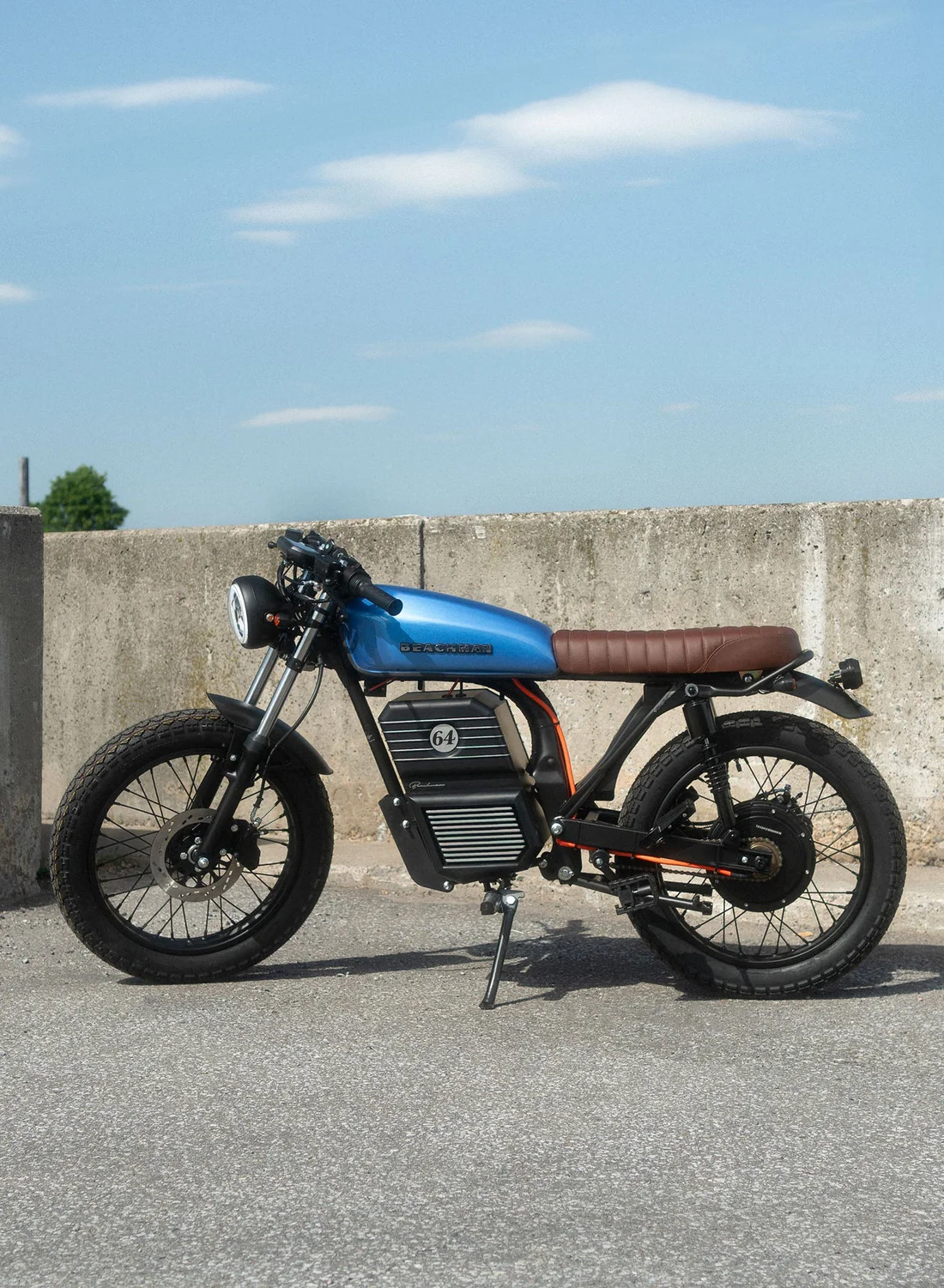 Beachman Scrambler 64 | Electric Cafe Racer On & offroad E-Bike & Moped - Image 4