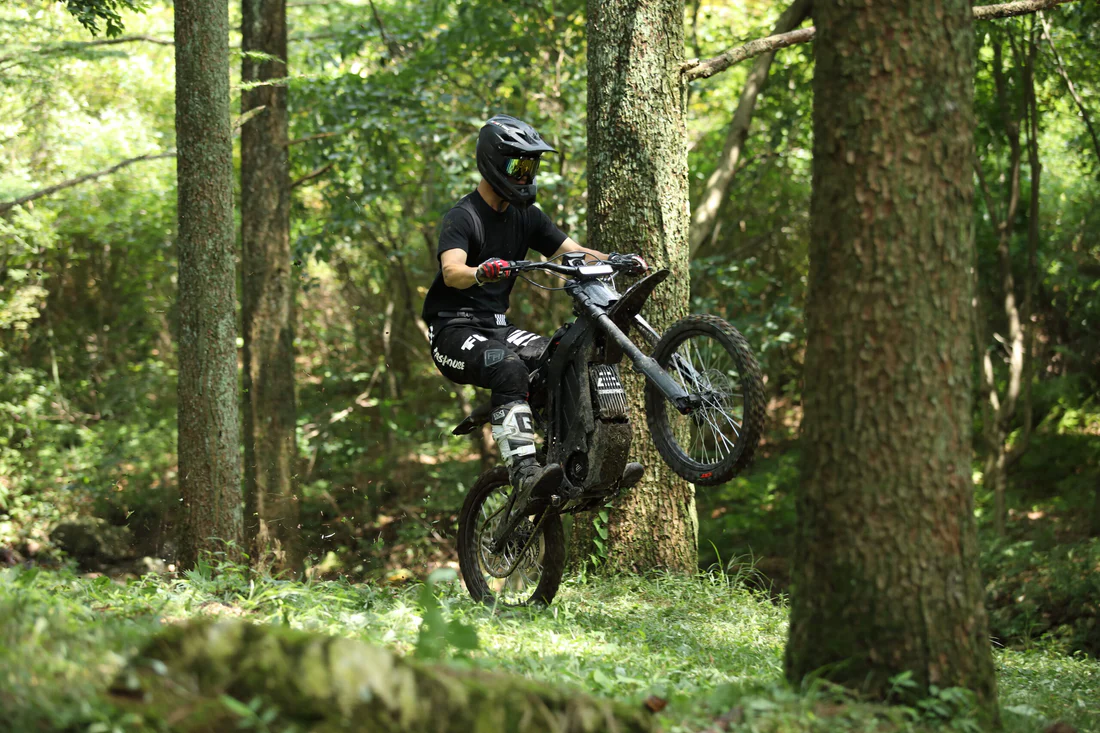 E Ride Pro S: 17" 72V 8KW 30AH | Electric Dirt Bike for Kids & Adults - Image 4